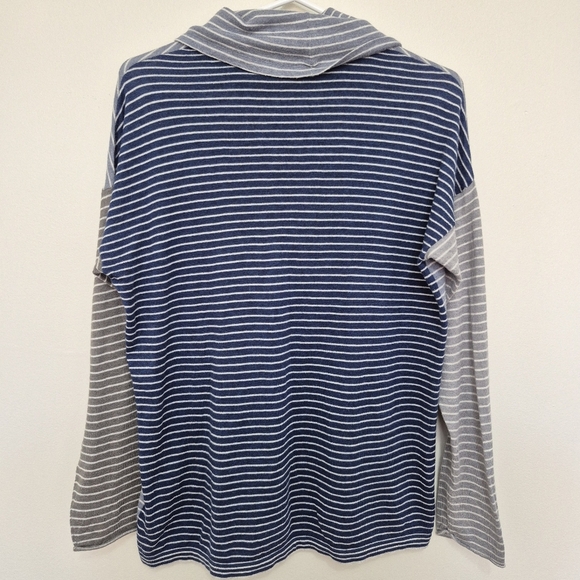 Nic+Zoe Women’s Blue & Grey Striped Cowl Neck Sweater – Size M - Picture 6 of 6